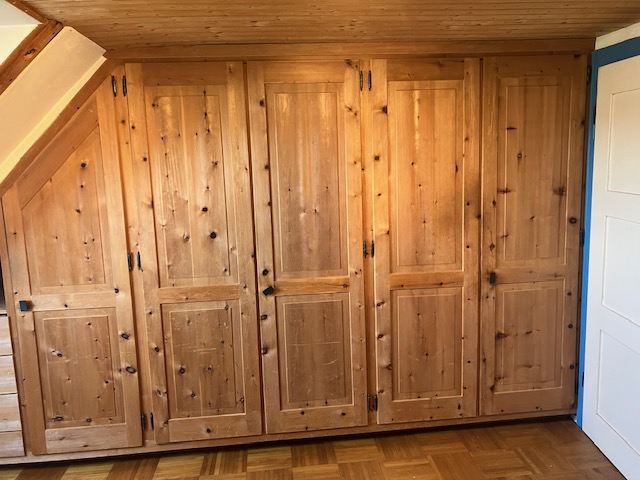 Arvenschrank massiv